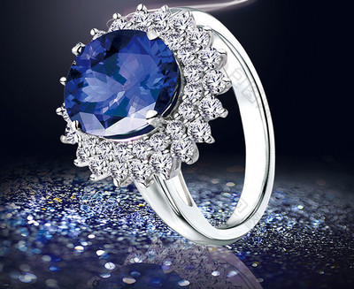 璀璨华章 珠宝海报设计中的首饰艺术